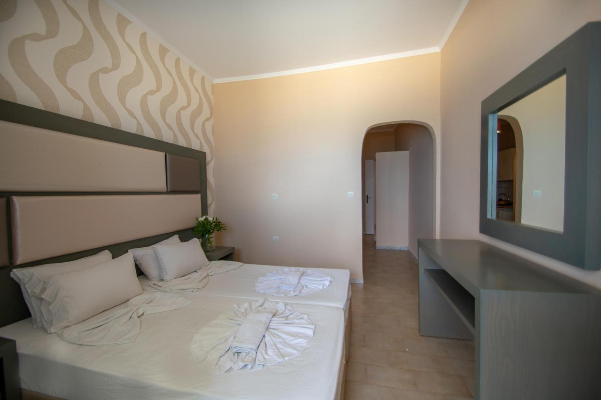 Aktypis Beachfront Studios By "Elite" Laganas Buitenkant foto